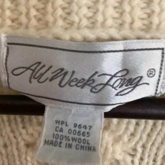 All Week Long Vintage Cardigan 100% wool Women's one size cable knit - Picture 6 of 7